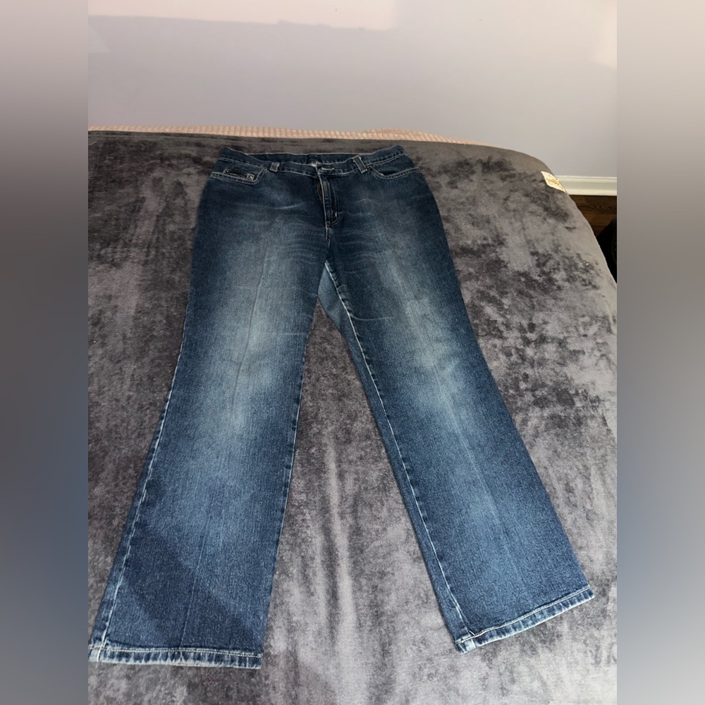 New York & Company Classic Blue Denim Jeans (14)